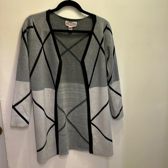 OLIVER by Escio Open Front Knit Cardigan - Picture 1 of 5